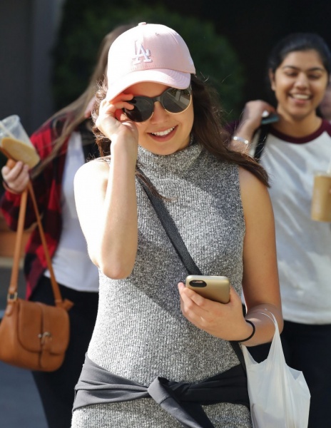 April 11, 2016: Bailee Madison Leaving Her Hotel In Vancouver
