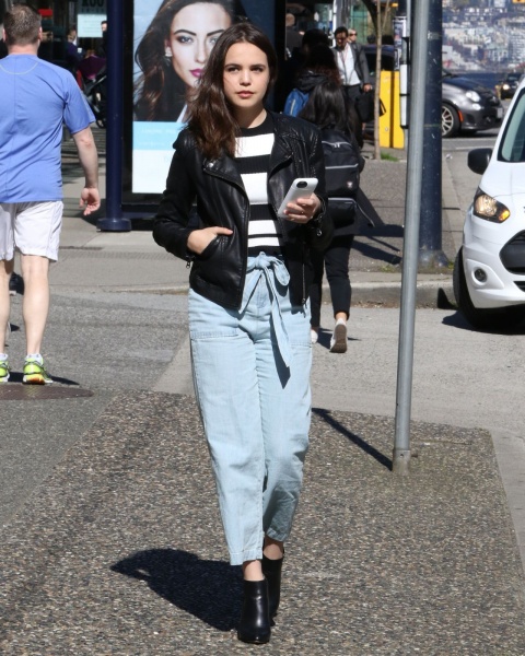 March 30, 2016: Bailee Madison Out In Vancouver
