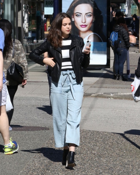 March 30, 2016: Bailee Madison Out In Vancouver
